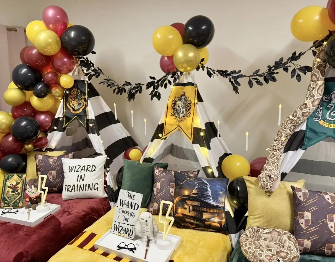 Hogwarts-themed indoor teepee party setup